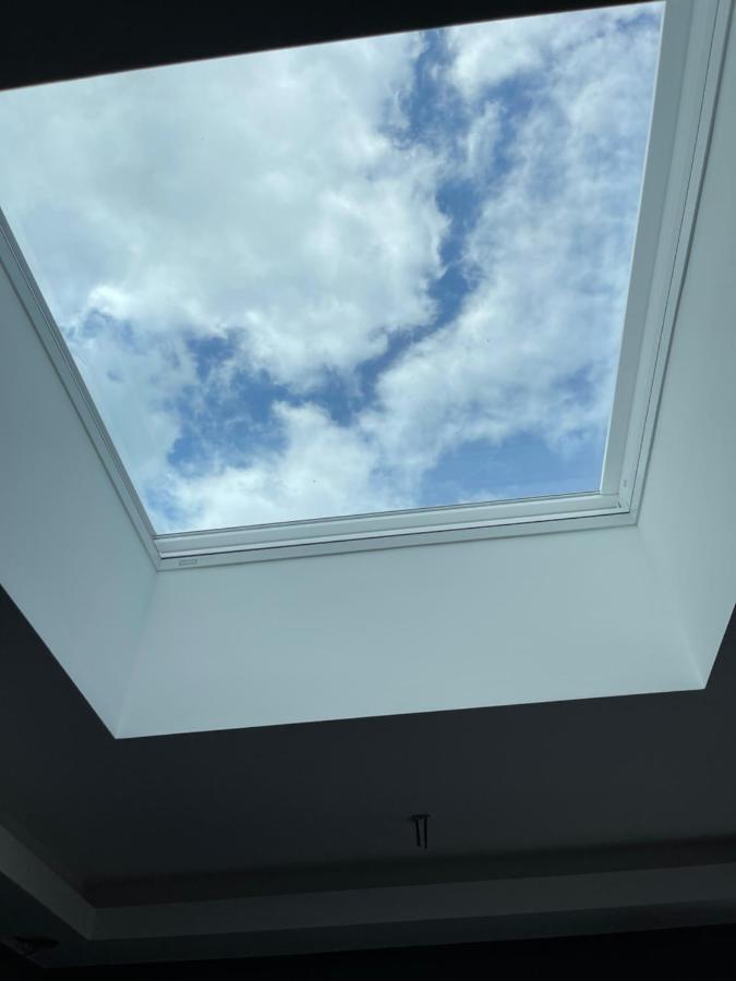 Gemuetliches Und Lichtdurchflutetes Penthouse Mit Sternenhimmelblick, Boxspringbett Und Terrasse - Gute Anbindung An Die Innenstadt Kassel Esterno foto